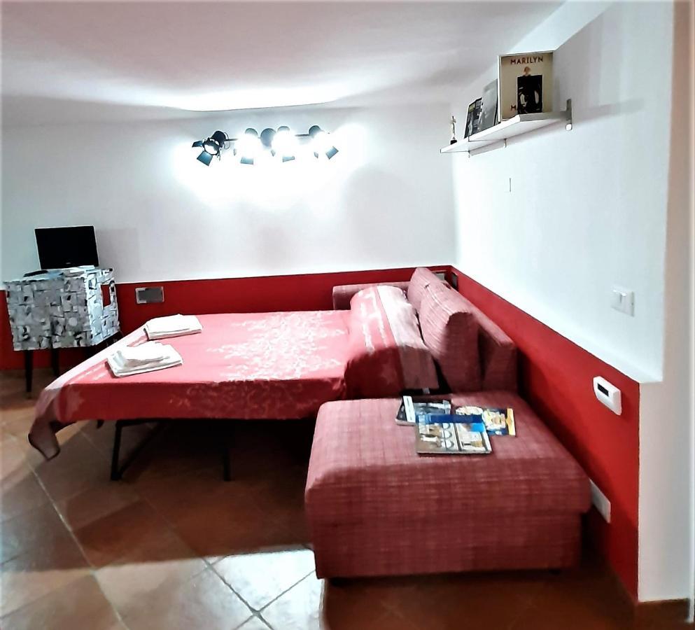 Movie Star Apartment With Garden Florencie Exteriér fotografie