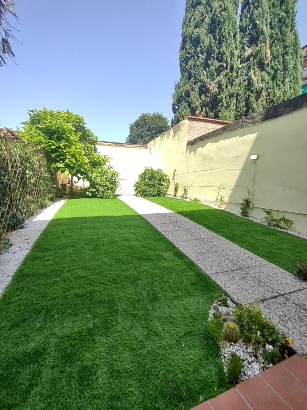 Movie Star Apartment With Garden Florencie Exteriér fotografie